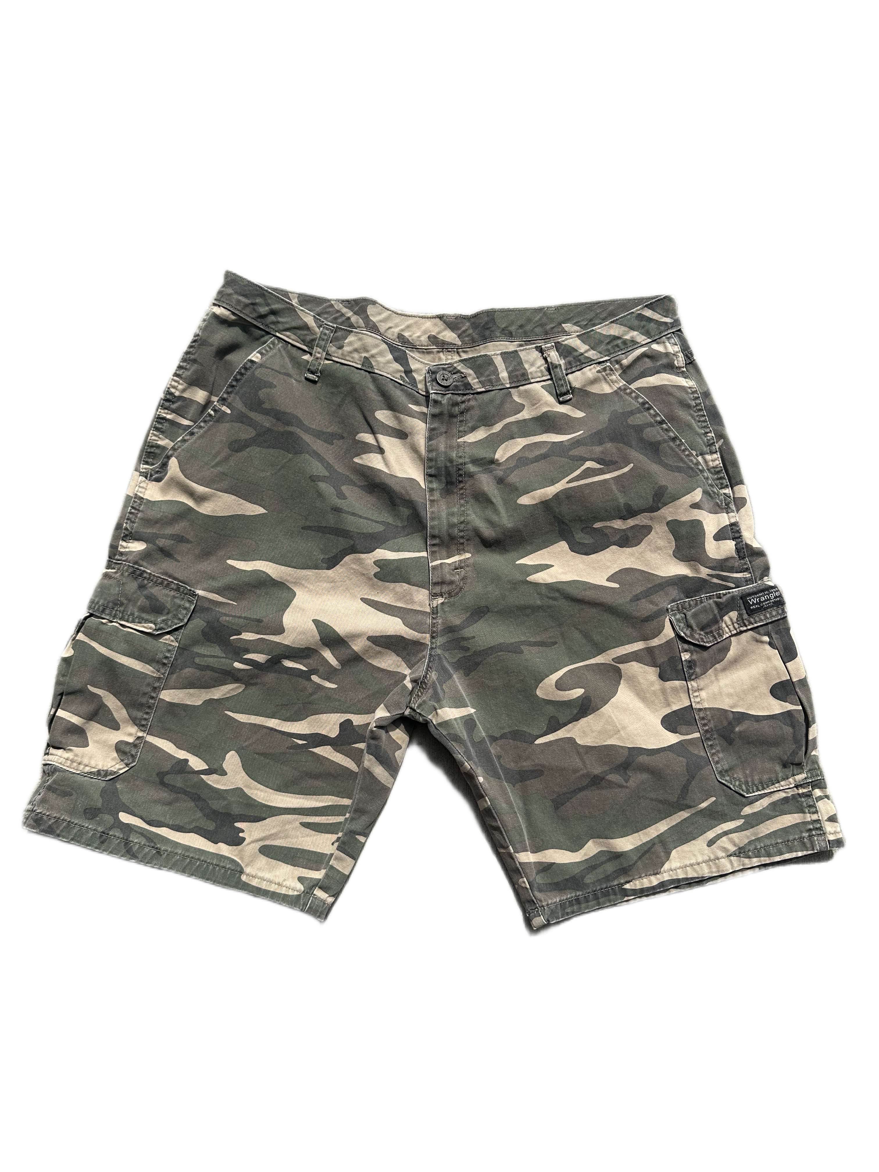 vintage wrangler camo shorts