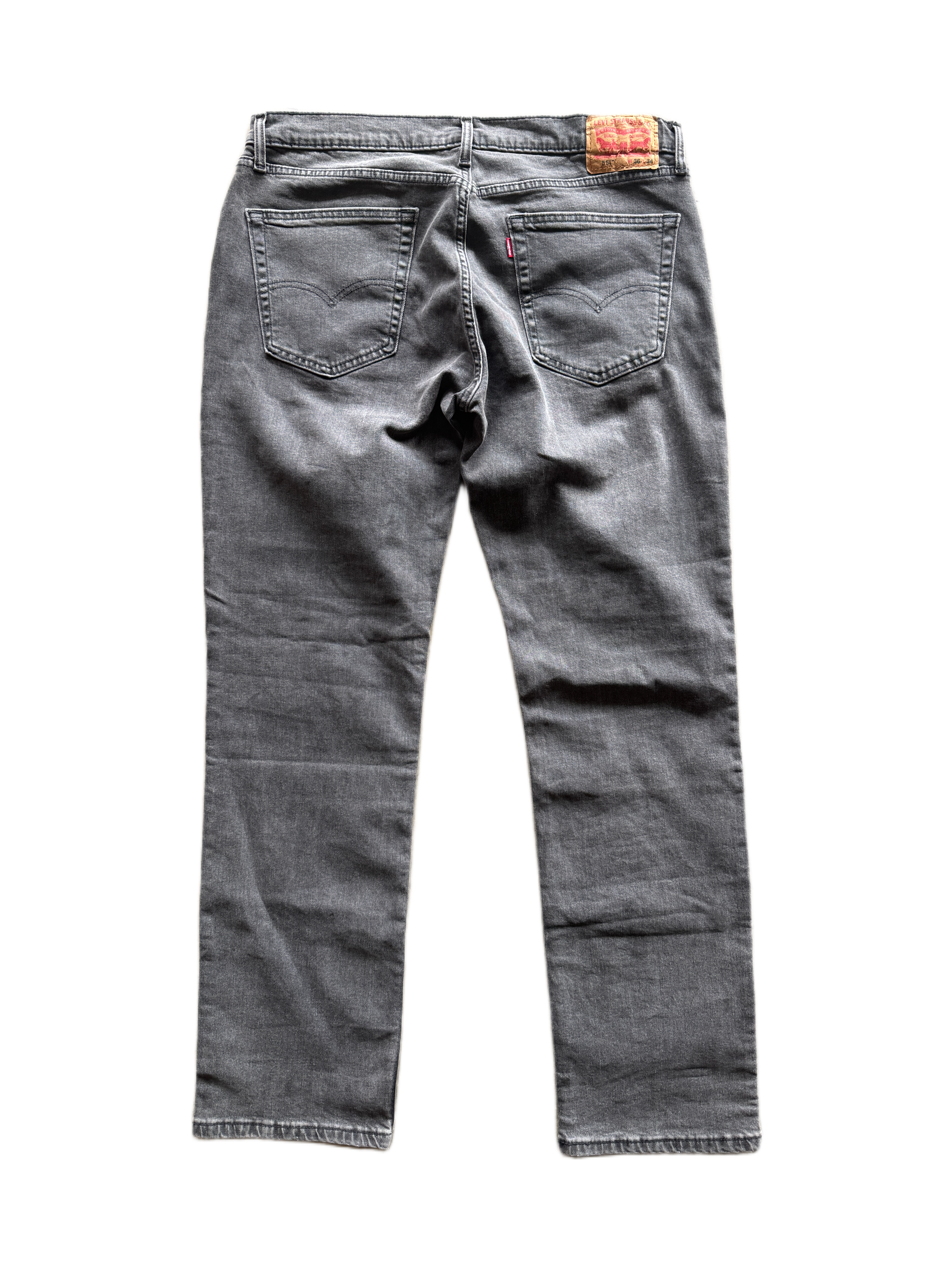 levis black straight leg jeans