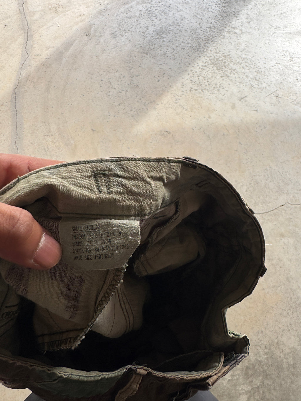 vintage baggy camo shorts