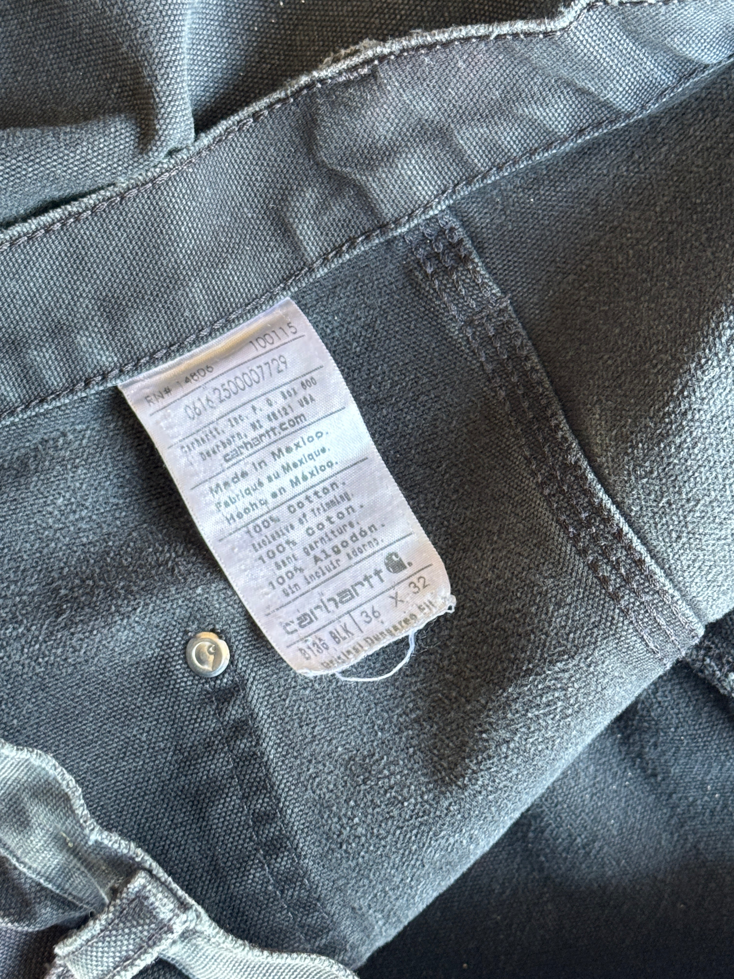 vintage thrased black carhartt double knees