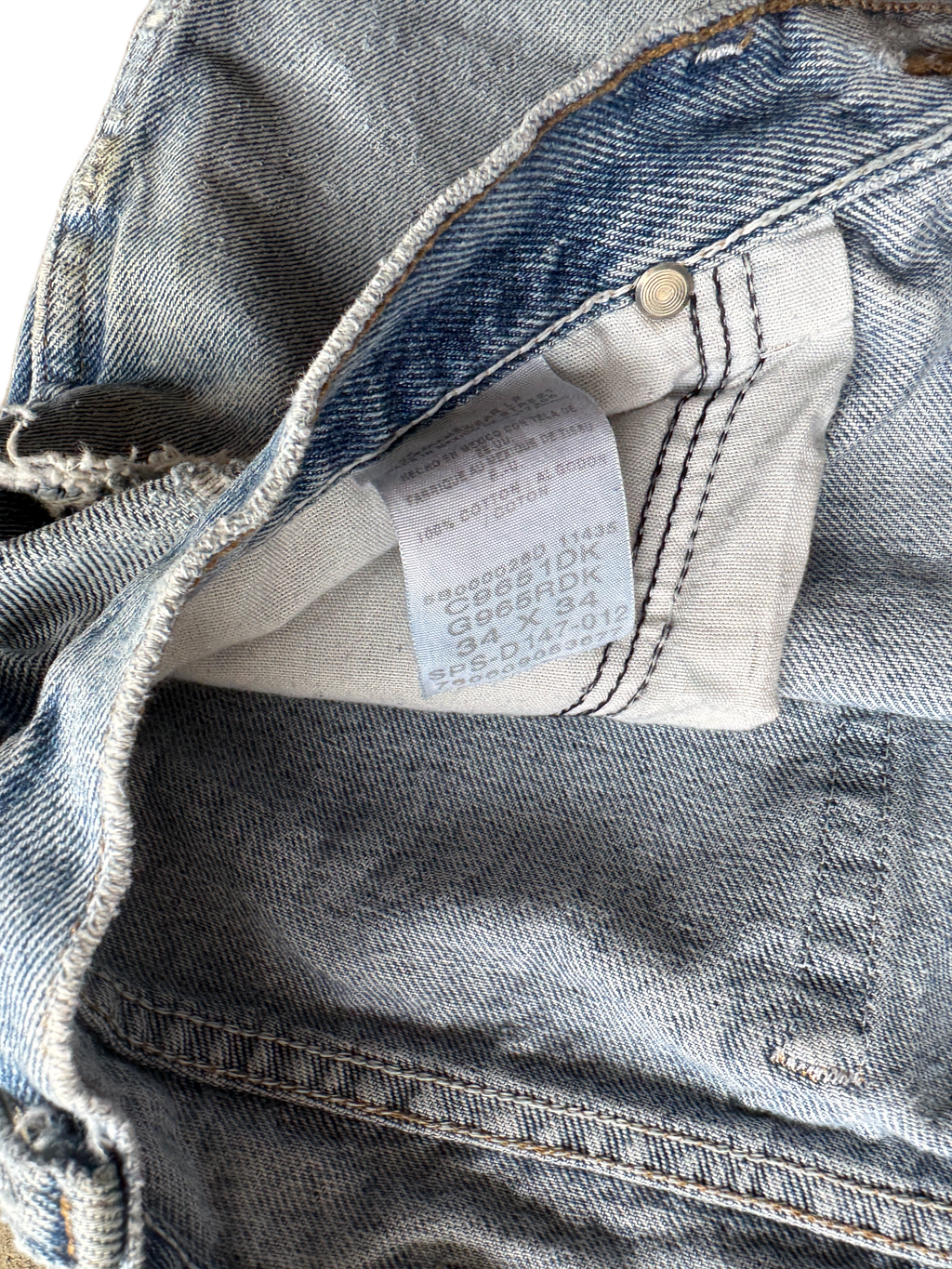 vintage distressed wrangler jeans